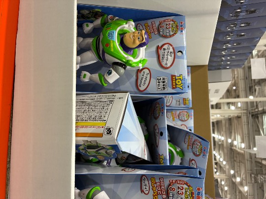 4月15日(水曜日) 　中部空港倉庫店｜バズかウッディ売っていますか？？
バズ...