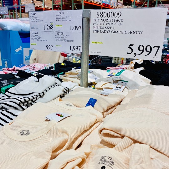4月24日(金曜日) 　川崎倉庫店｜洋服売り場値下がり品あり

⚫︎ウォ...