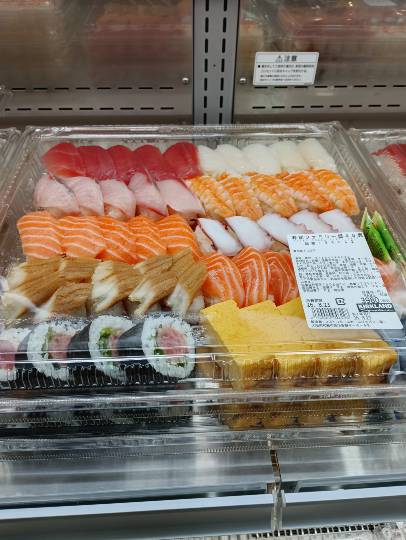 8月23日(日曜日) 　和泉倉庫店｜おはようございます♪

トンネル側並...