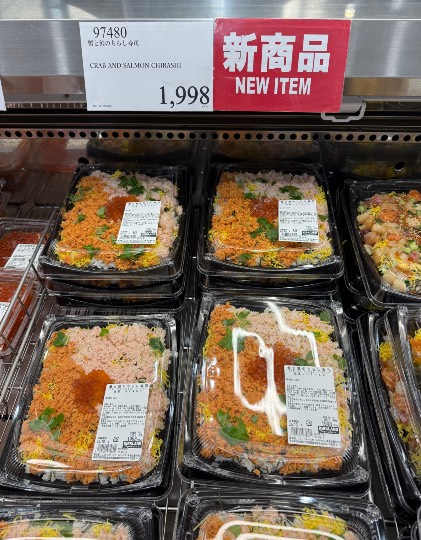10月4日(日曜日) 　守山倉庫店｜タルタルチキンカツサンドゲットできました...